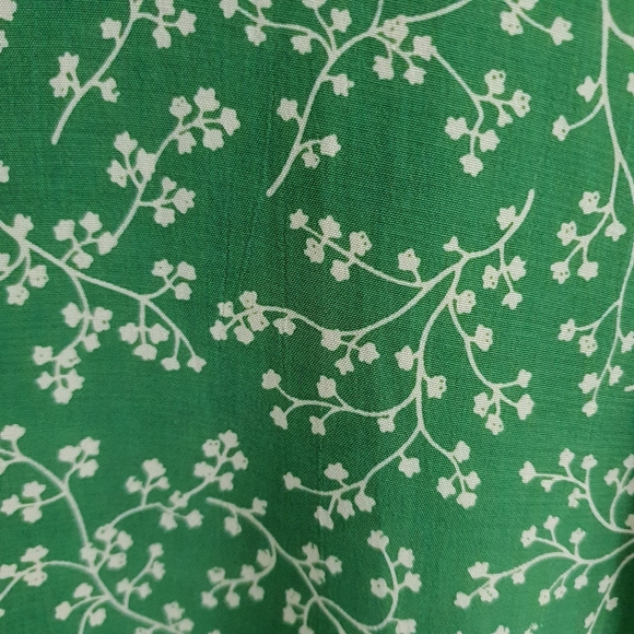 Faithfull the Brand Short Sleeve Dainty Floral Print Green Wrap Dress Size 12 - Picture 9 of 9